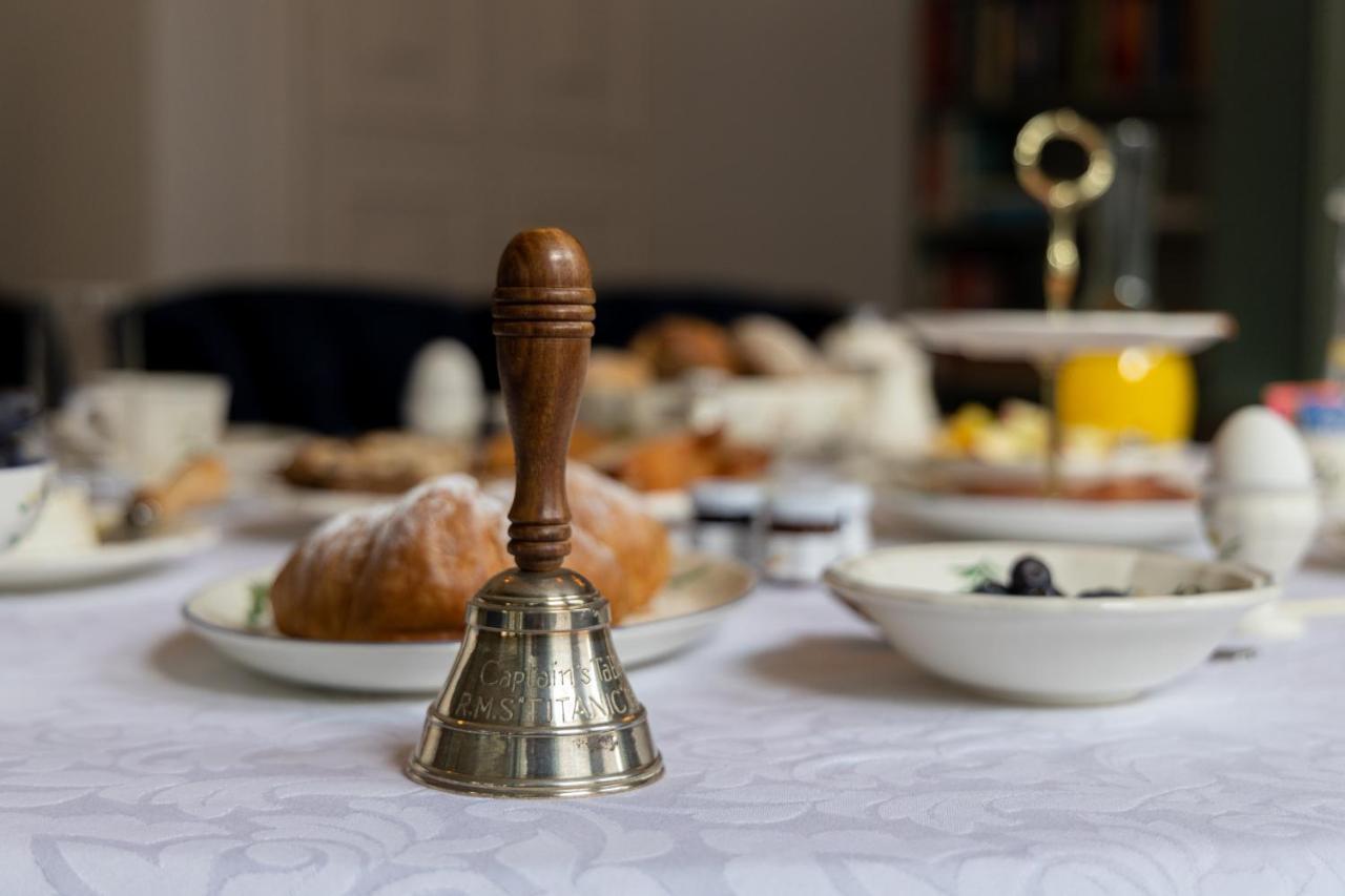 De Jonge Barones Bed & Breakfast Beetsterzwaag ภายนอก รูปภาพ